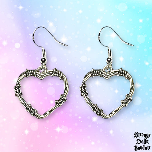 Barbed wire heart earrings, 925 sterling silver, Strange Dollz Boudoir